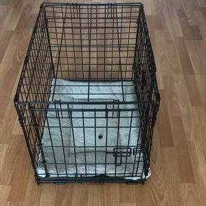 23.5x17x19.25 inches pet kennel